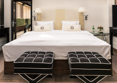 Design Zimmer mit Glasdach & Schloss Blick im Heidelberg Suites Hotel